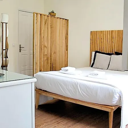 Sweet Downtown 3 Apartment *